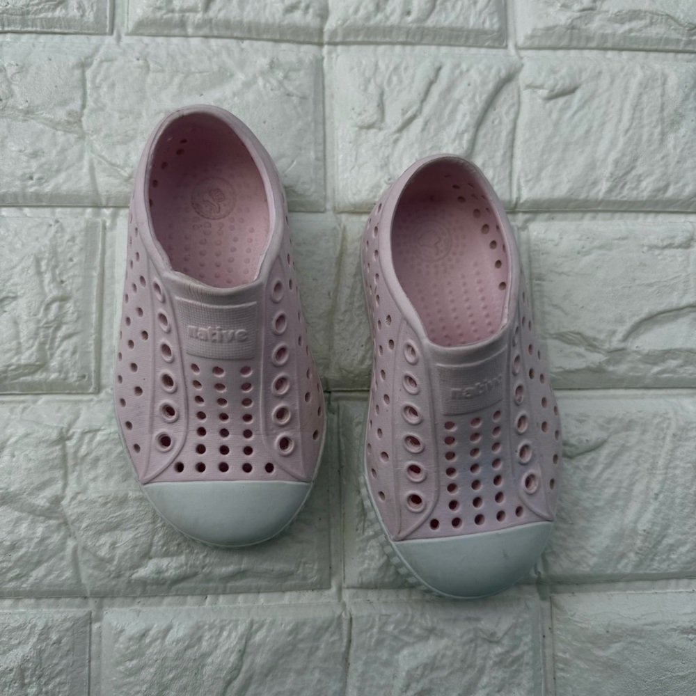 Girls Native shoes